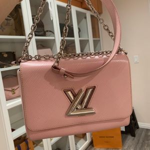 Twist MM 💯 authentic Louisvuitton